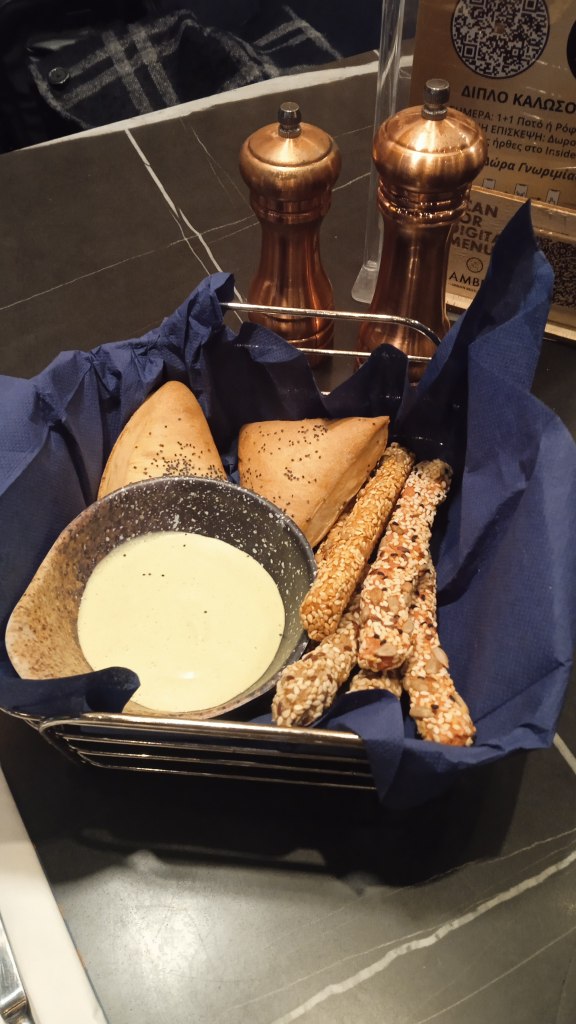 Αυτή η εικόνα δεν έχει ιδιότητα alt. Το όνομα του αρχείου είναι img_20221208_194354.jpg