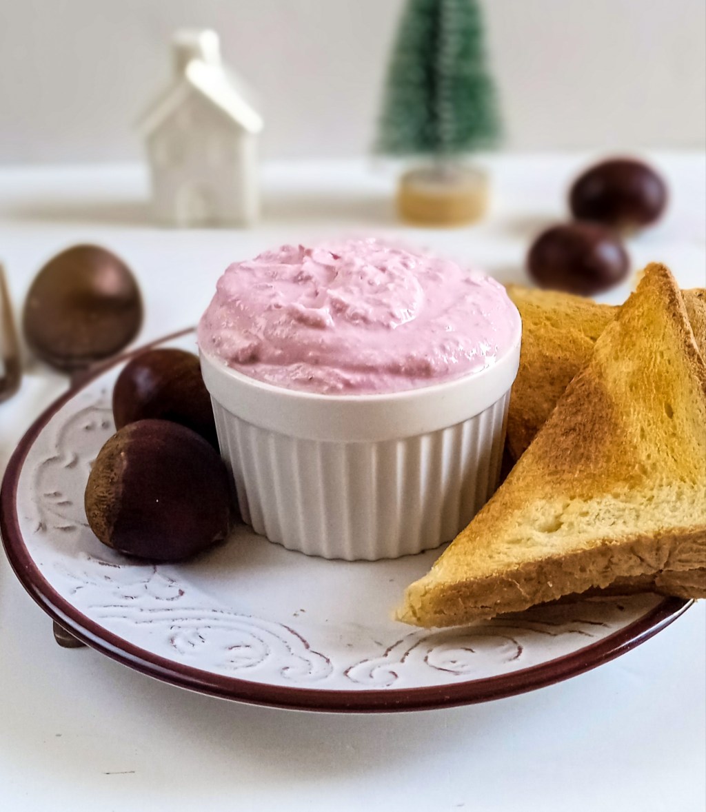 Χριστουγεννιάτικη τυροκαφτερή