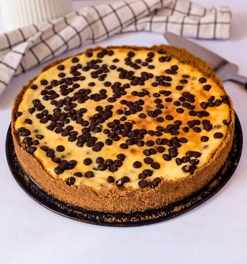 Cheesecake φούρνου με ψηφίδες&nbsp;σοκολάτας