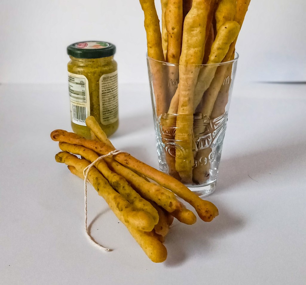 Κριτσίνια με πέστο